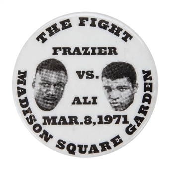 1971 Muhammad Ali Vs. Joe Frazier Pinback